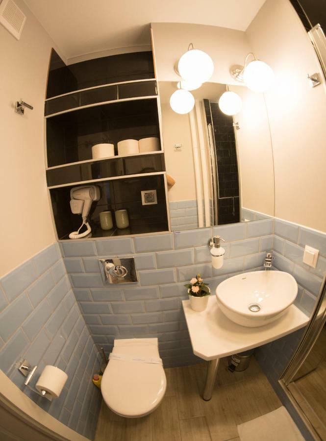 Apartament Hotel Grzybowska 9 Warschau Exterior foto