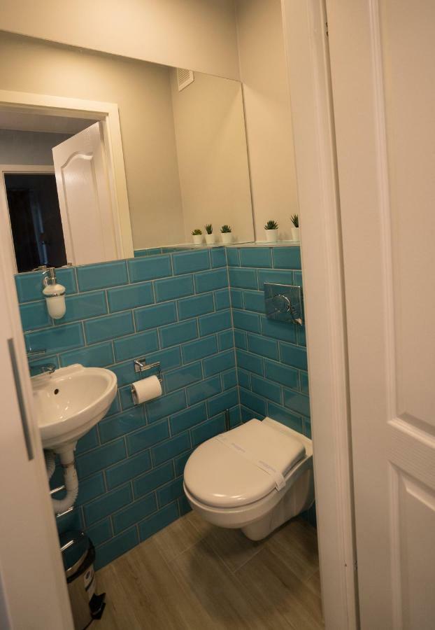 Apartament Hotel Grzybowska 9 Warschau Exterior foto