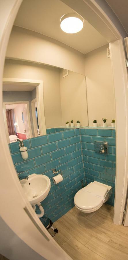 Apartament Hotel Grzybowska 9 Warschau Exterior foto